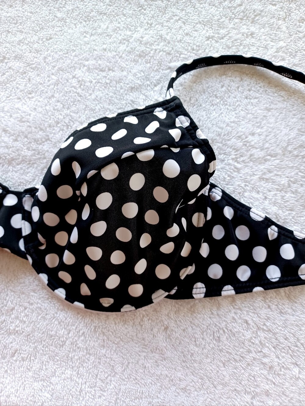 VENUS Black and White Polka Dot Underwire Bikini Top, Size DD - Picture 8 of 16